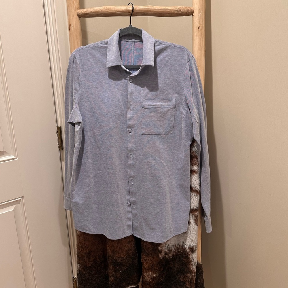 Lululemon Commission Long Sleeve Button-Down Shirt - Blue, Size M
